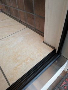 井上様邸 タイル②